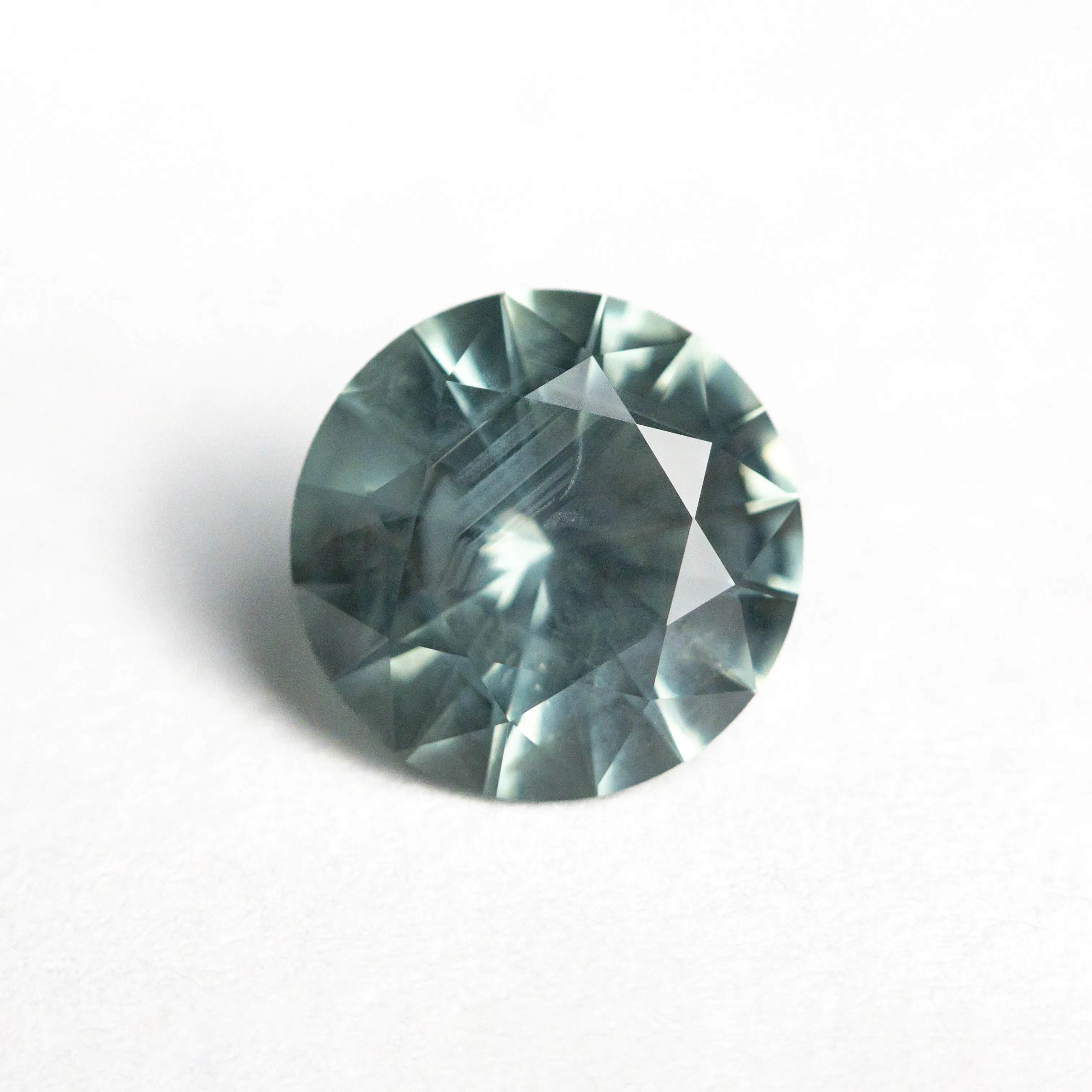 2.06ct 7.89x7.88x4.77mm Round Brilliant Sapphire 24784-01