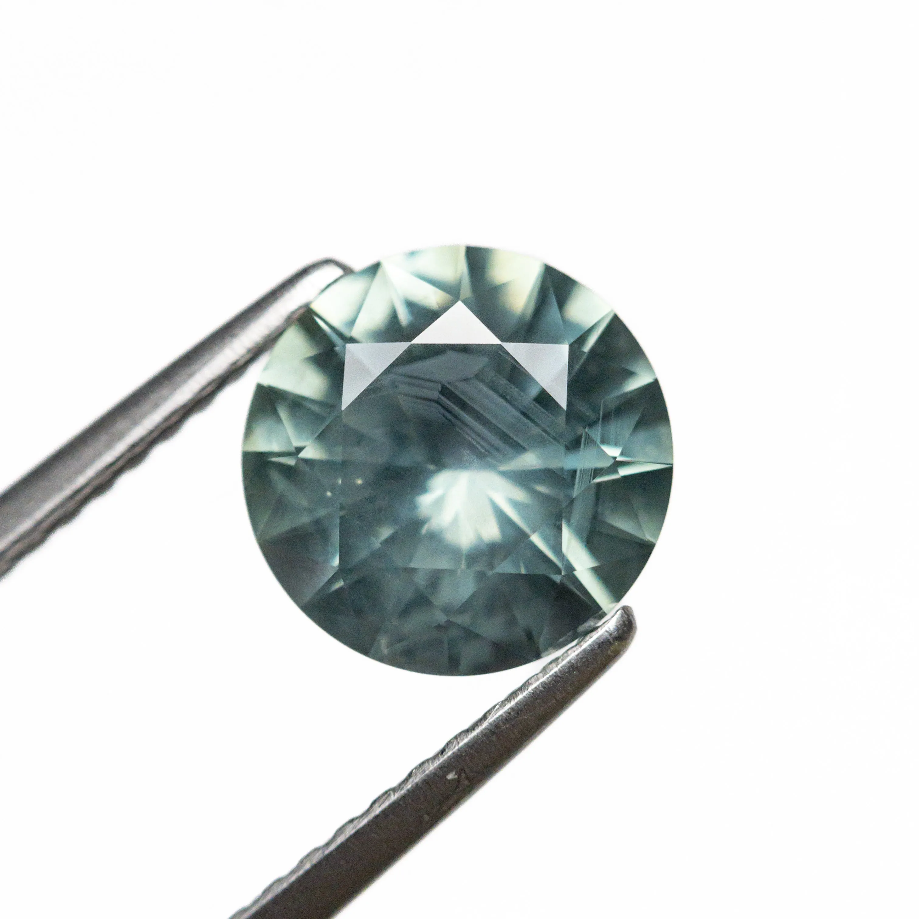 2.06ct 7.89x7.88x4.77mm Round Brilliant Sapphire 24784-01