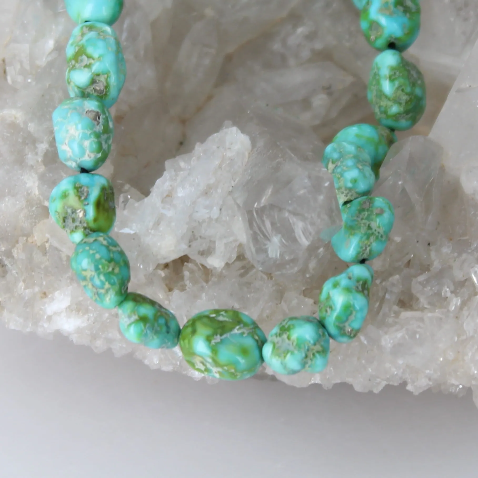 Goirgeous Sonoran Gold Turquoise Beads Blue and Lime 8