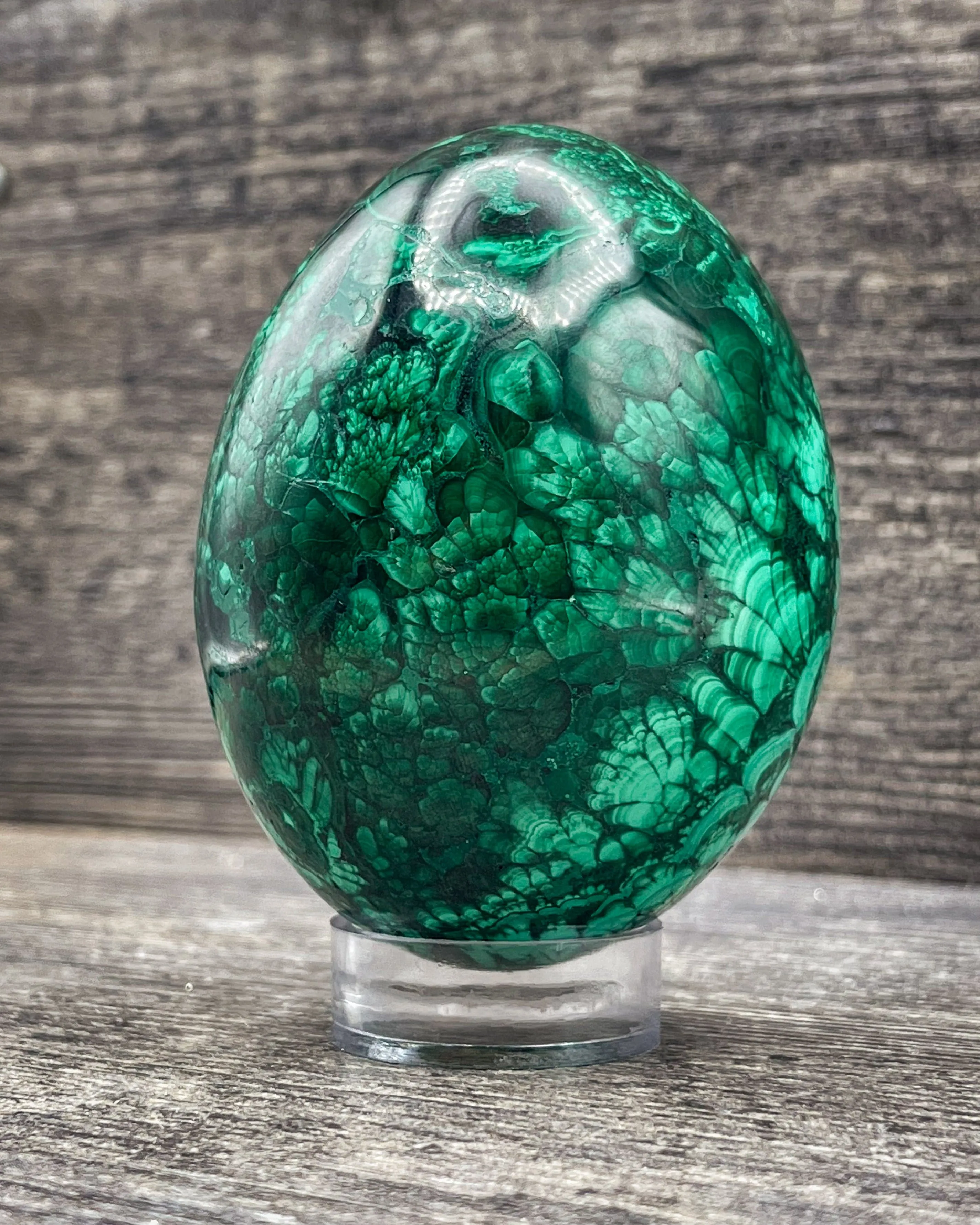 Malachite Egg Carving, 592g