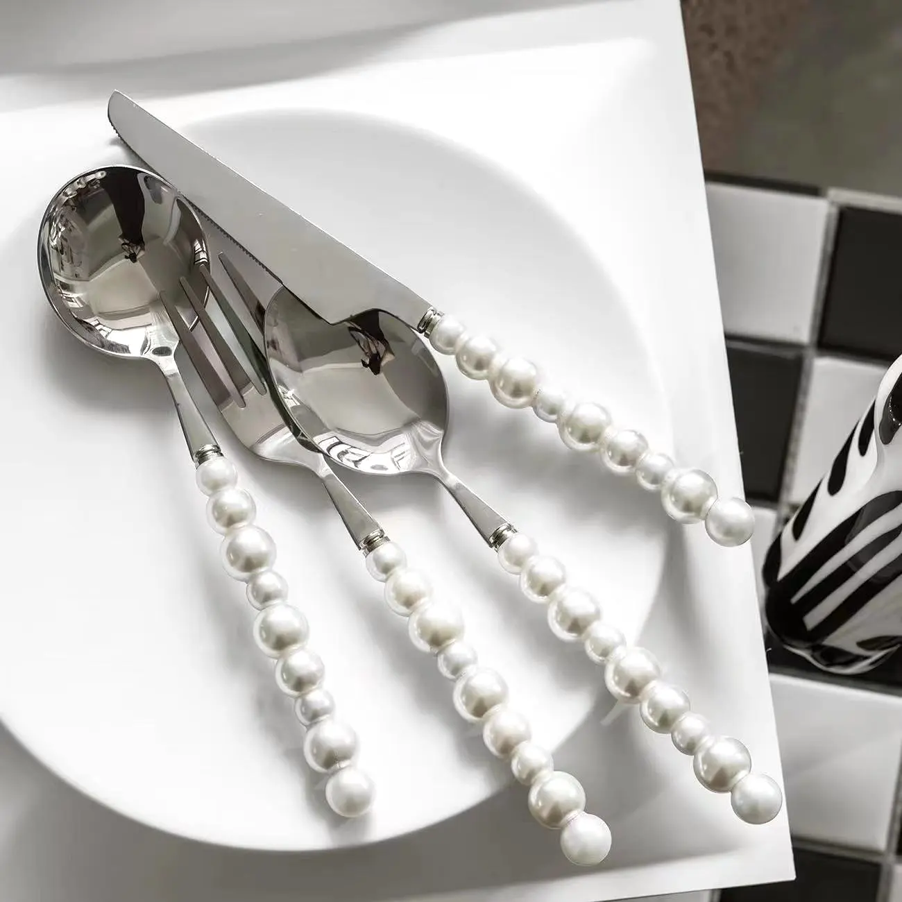 Pearl Handle Cutlery