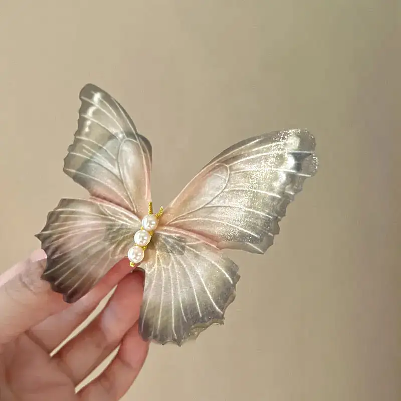 Pearl Mesh Butterfly Hair Clip